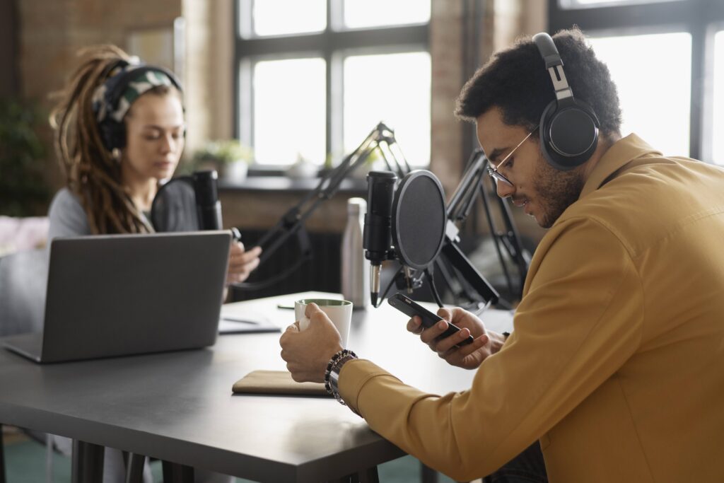 Podcasting: producción y comercialización